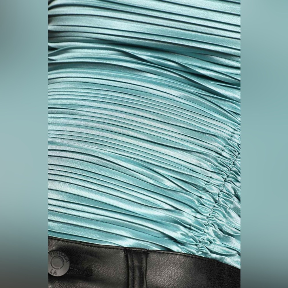 NWT Lulus Stunning Look Pleated Long Sleeve Ruched Bodysuit Teal Size Medium - Picture 5 of 13